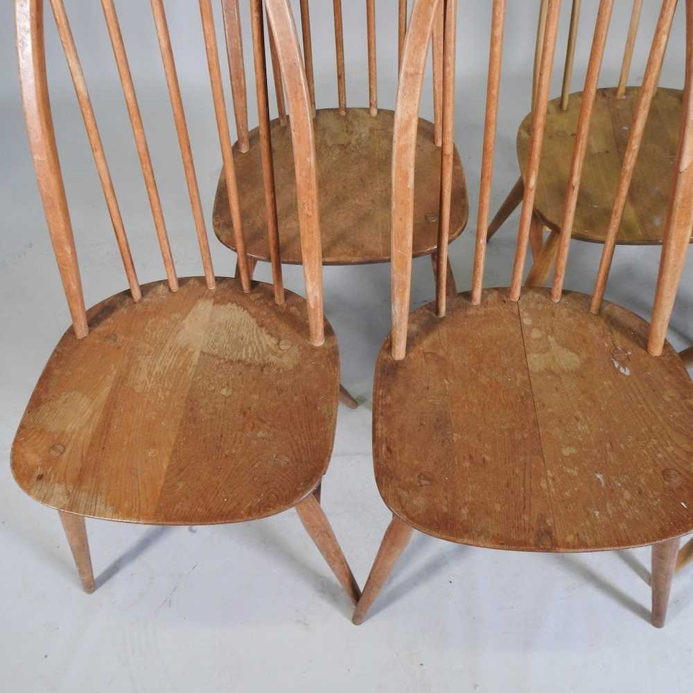 A 1970's Ercol light elm dining table, together with a set of five dining chairs (6) 151w x 77d x - Image 5 of 7