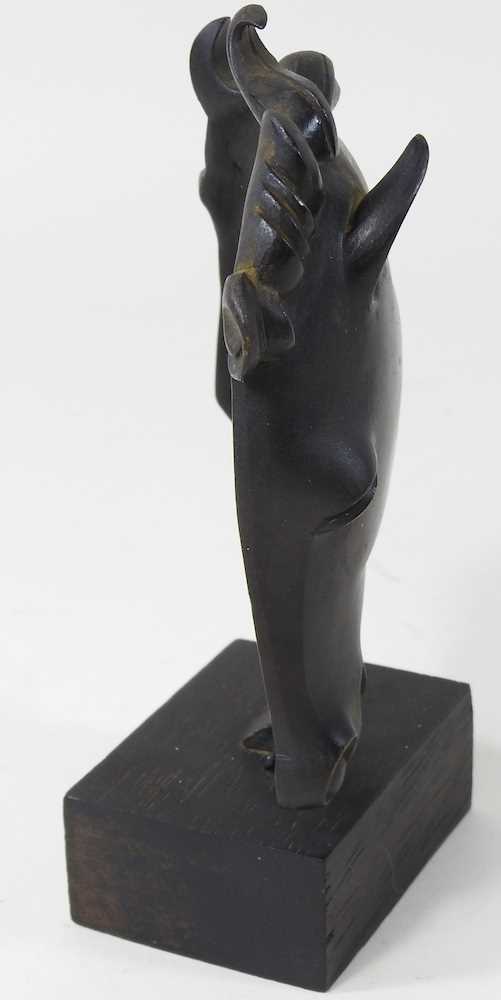 After Laslo Hoenig, 1905-1971, a bronze sculture of a horses head, on a wooden plinth base, 17cm - Image 3 of 4