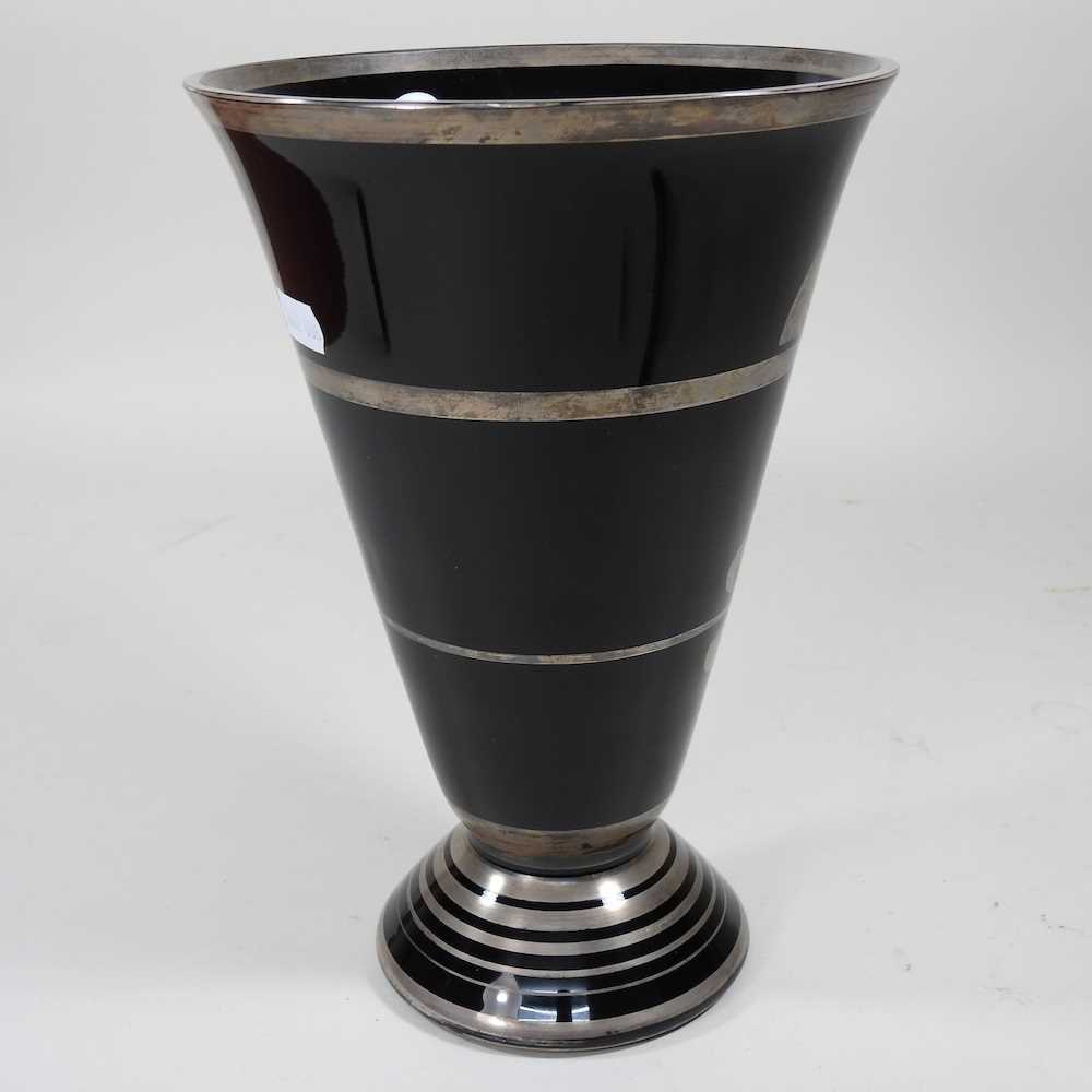 A French Art Deco glass vase, circa 1930, with silvered and enamelled decoration, attributed to Hem, - Image 4 of 6