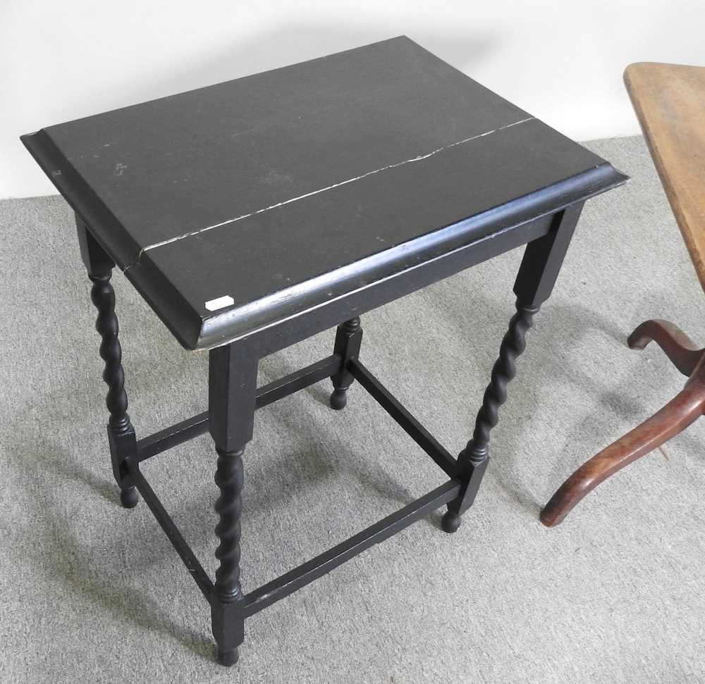 A 19th century occasional table, with a hinged top, on a tripod base, together with a 1920's - Bild 2 aus 5