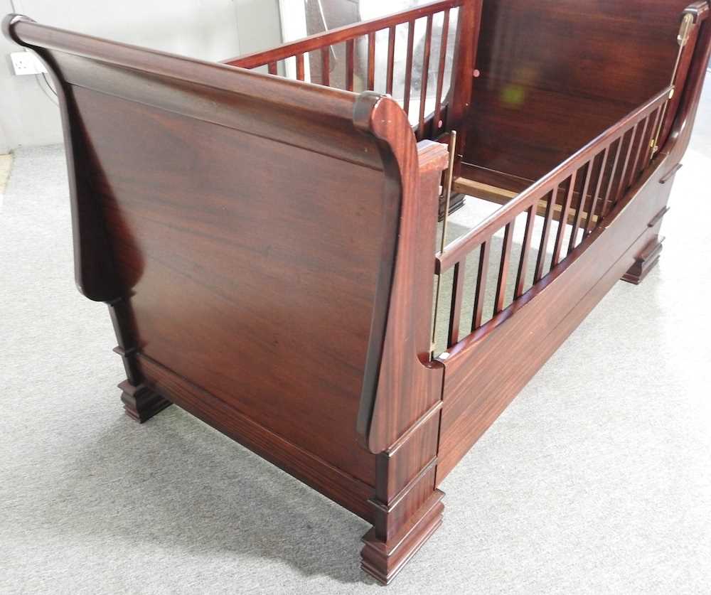 A French style cherrywood children's sleigh bed, in the style of Hans van der Merwe 170w x 81d x 96h - Image 3 of 5