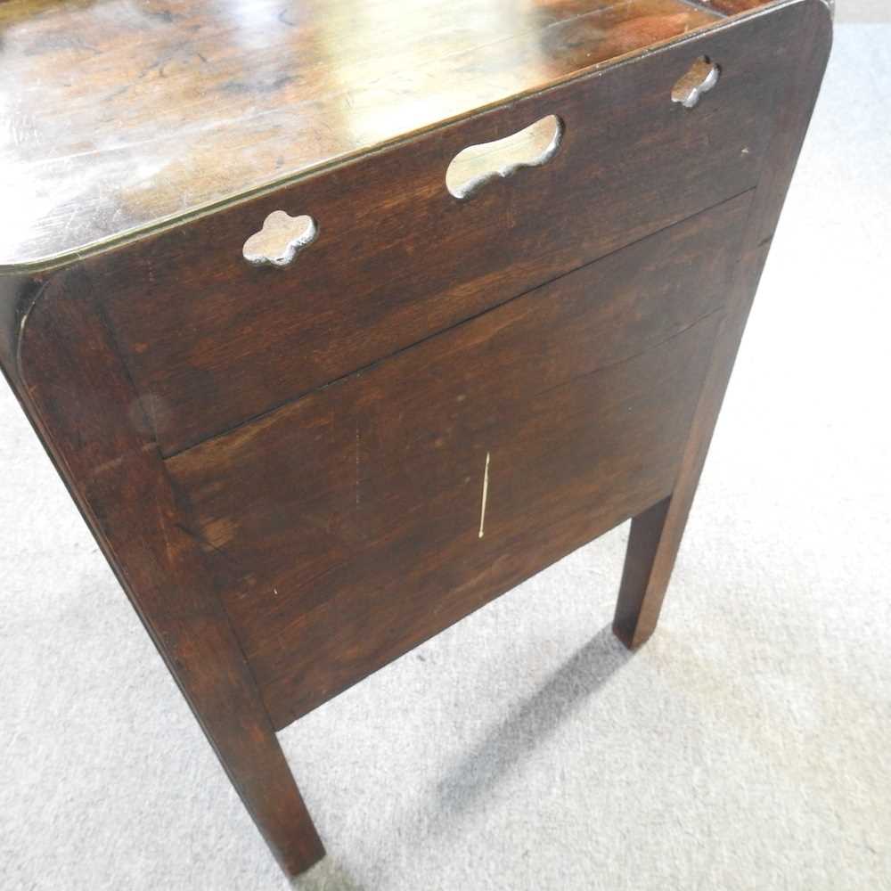 A George III mahogany bedside commode, on square moulded legs 53w x 44d x 79h cm - Image 2 of 5