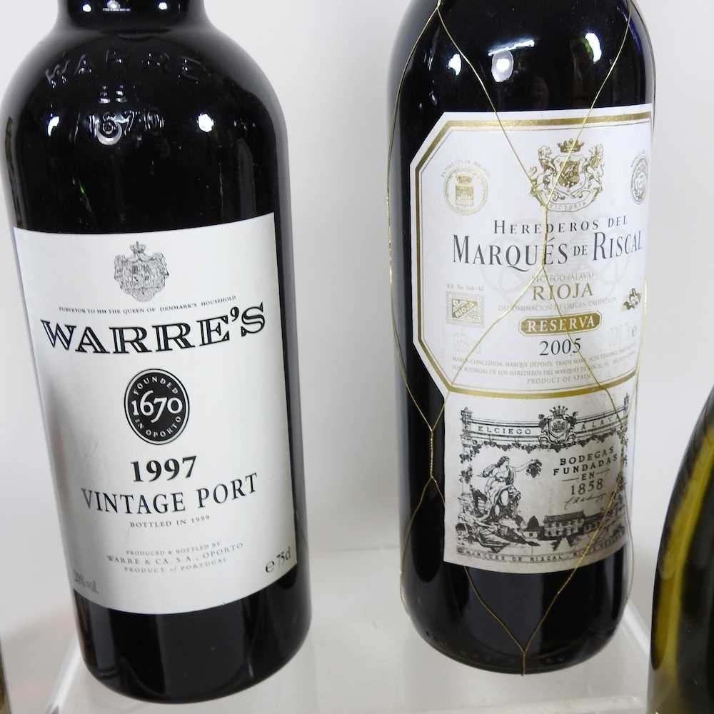 A Warre's 1997 vintage port, together with a collection of wine - Image 4 of 7