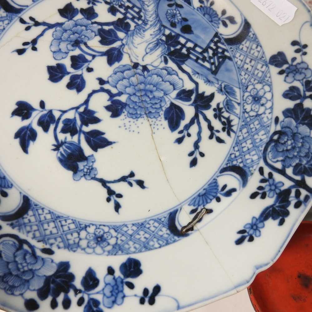 A collection of twelve 18th century Imari porcelain plates, each decorated with still life subjects, - Image 9 of 12