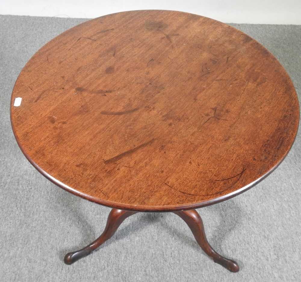 A George III mahogany tilt-top occasional table, 63cm diameter - Image 7 of 7