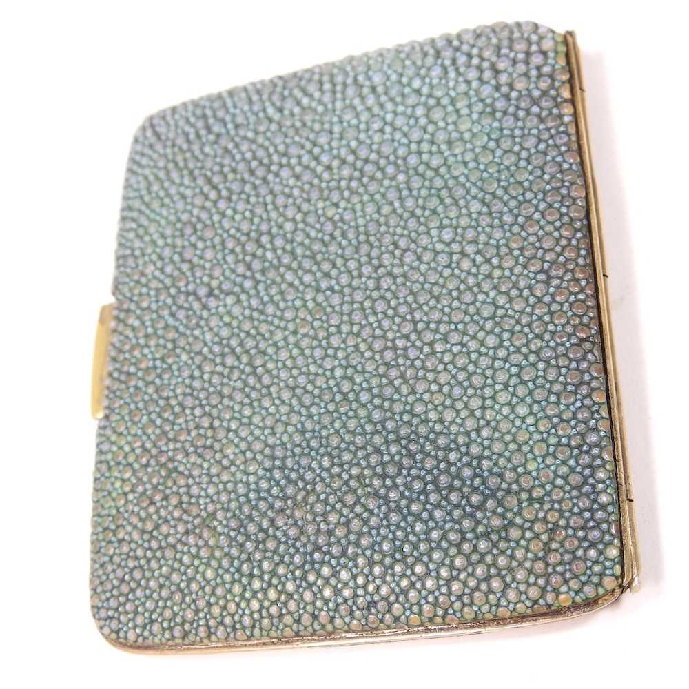 An Art Deco shagreen and gilt metal compact, of hinged design, 9cm wide, together with an - Image 4 of 6