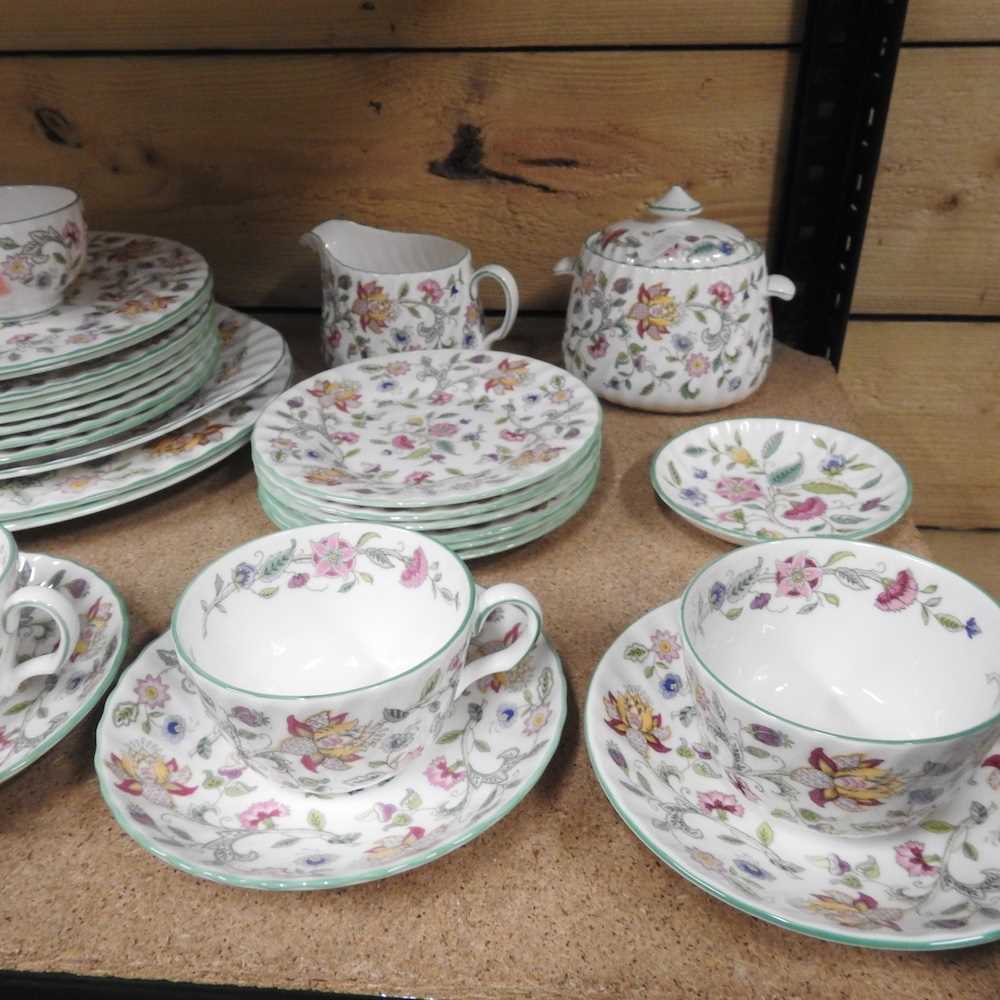 A Minton Haddon Hall pattern part tea and dinner service - Image 5 of 5