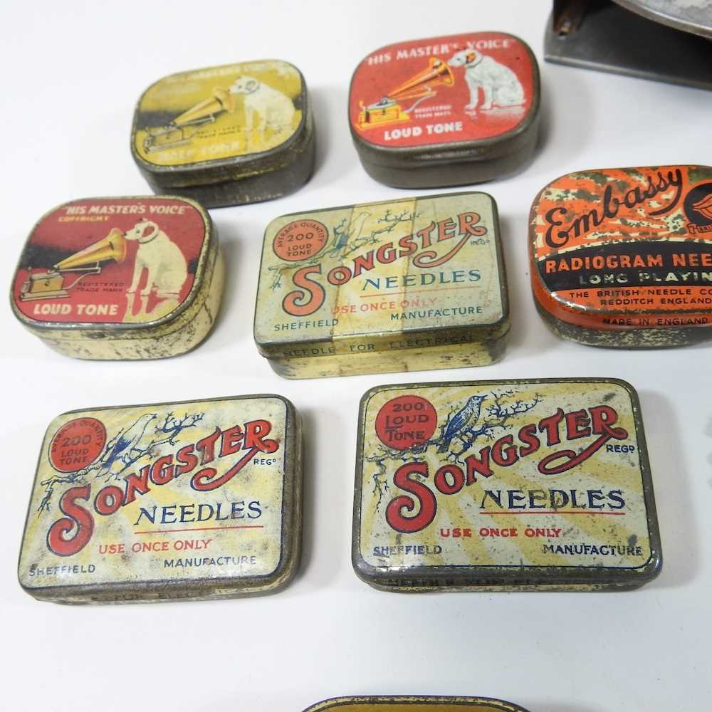 A vintage Tango Two clockwork game, boxed, together with a collection of early 20th century - Image 3 of 4