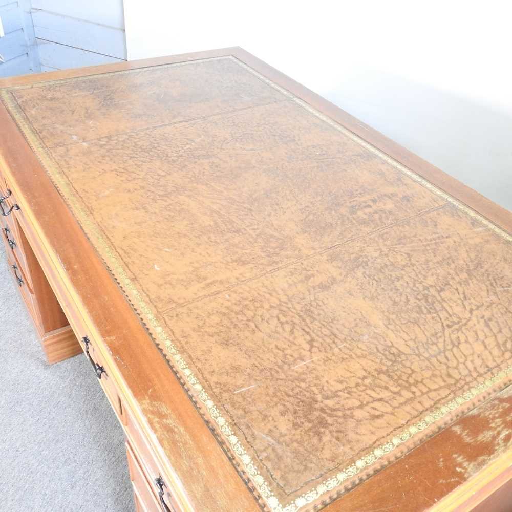 A large reproduction yew wood pedestal desk, with an inset top 152w x 90d x 77h cm - Image 7 of 10