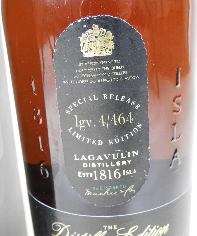 Lagavulin single Islay malt whisky, Distiller's Edition 1980, double matured special release, - Image 3 of 8