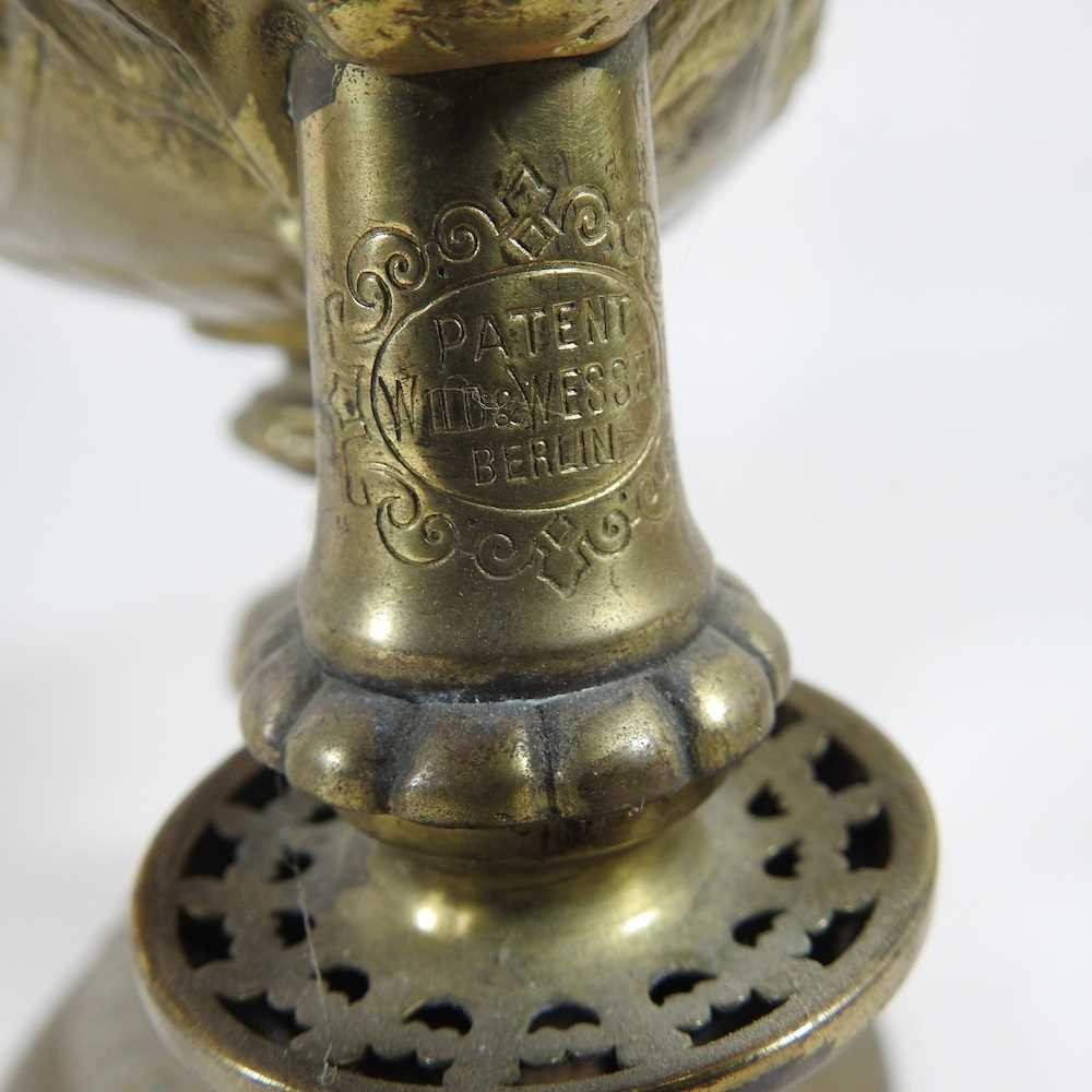 A pair of 19th century brass adjustable oil lamps, by Wilde & Wessel, of lantern form, decorated - Image 6 of 7