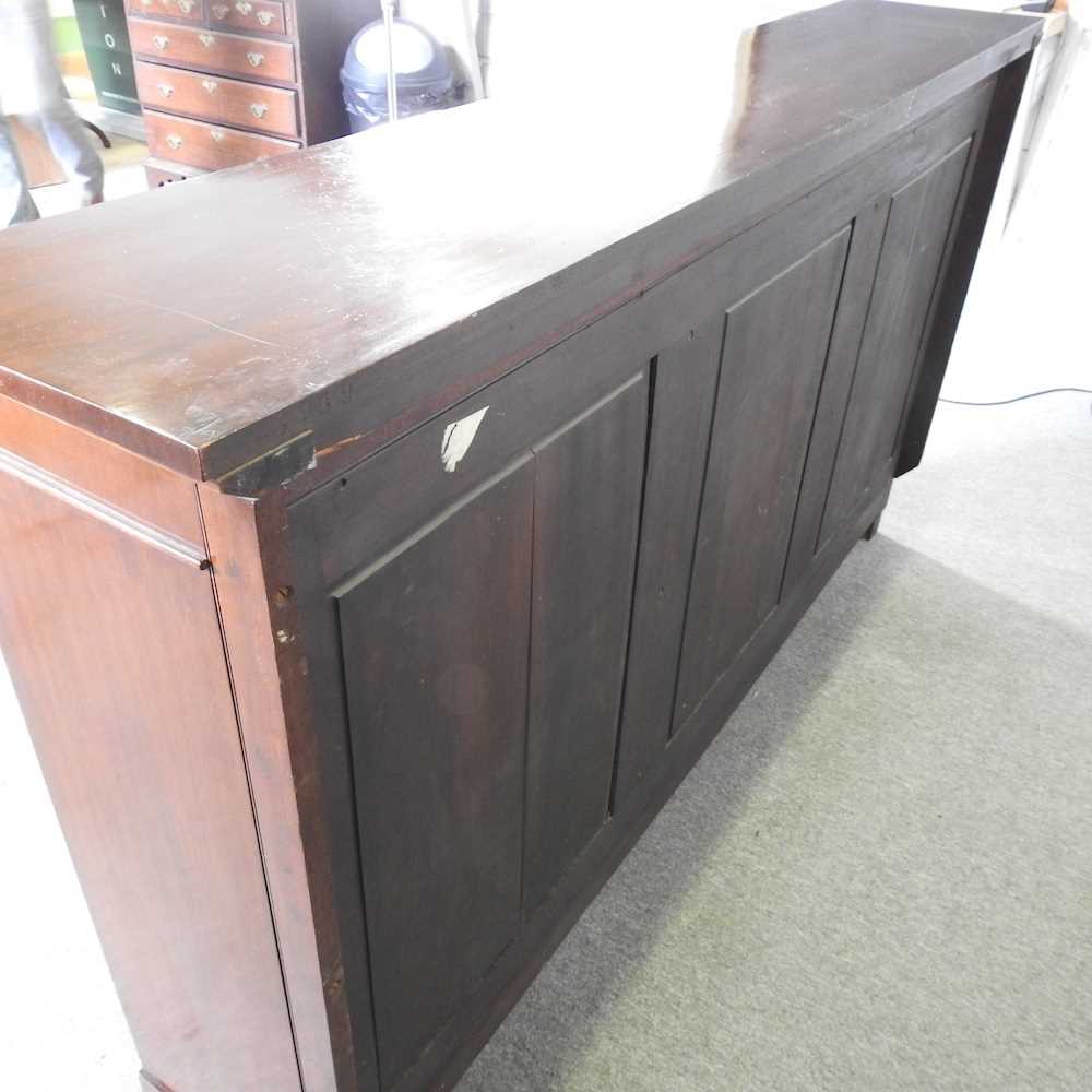 An early 20th century glazed mahogany dwarf bookcase, with gilt metal mounts, enclosed by glazed - Image 2 of 4