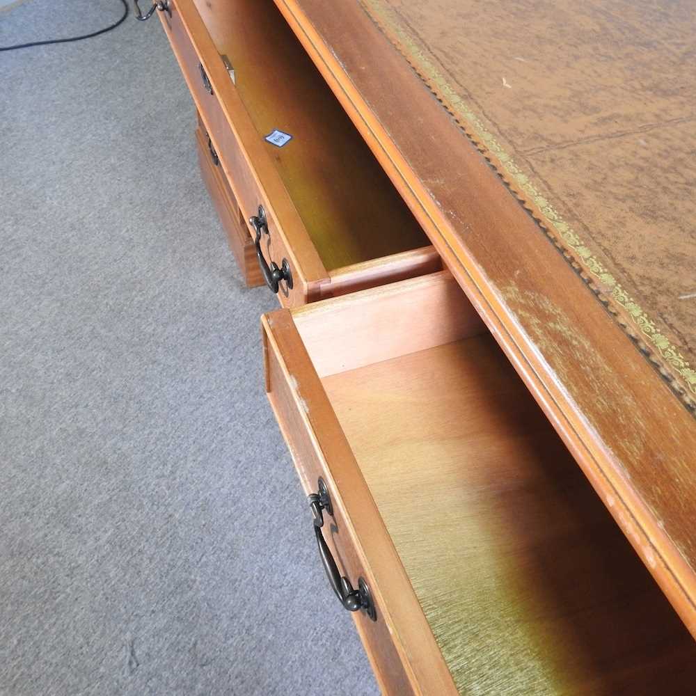 A large reproduction yew wood pedestal desk, with an inset top 152w x 90d x 77h cm - Image 8 of 10