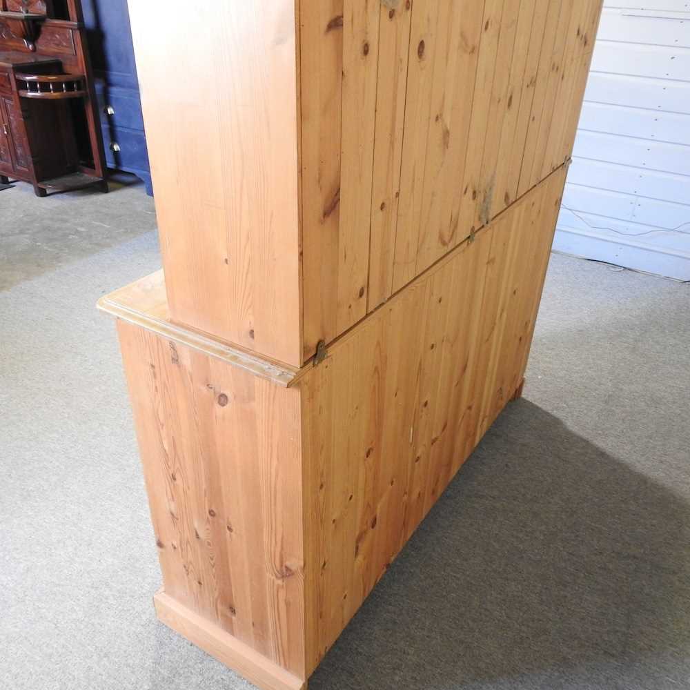 A modern pine dresser, with an arcaded back, with drawers and cupboards below 143w x 200h x 43d cm - Image 4 of 6