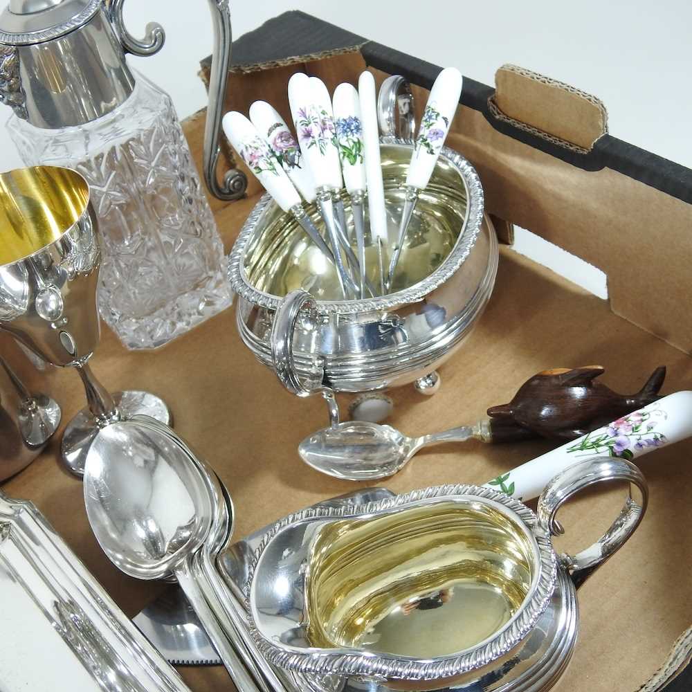 A silver plated salver, together with a collection of silver plated table wares and cutlery - Image 3 of 4