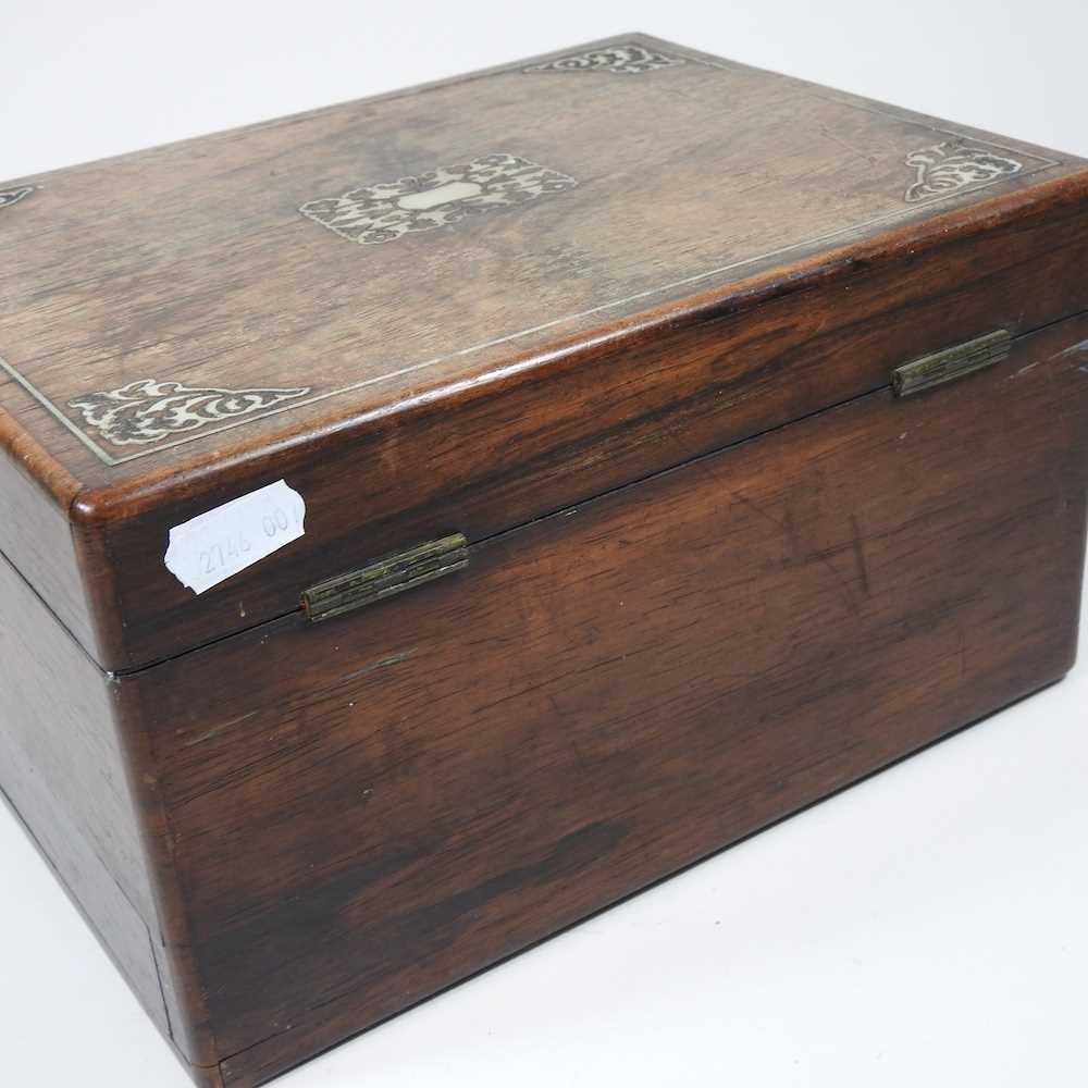 A Victorian rosewood and mother of pearl dressing case, 26cm wide - Image 7 of 7