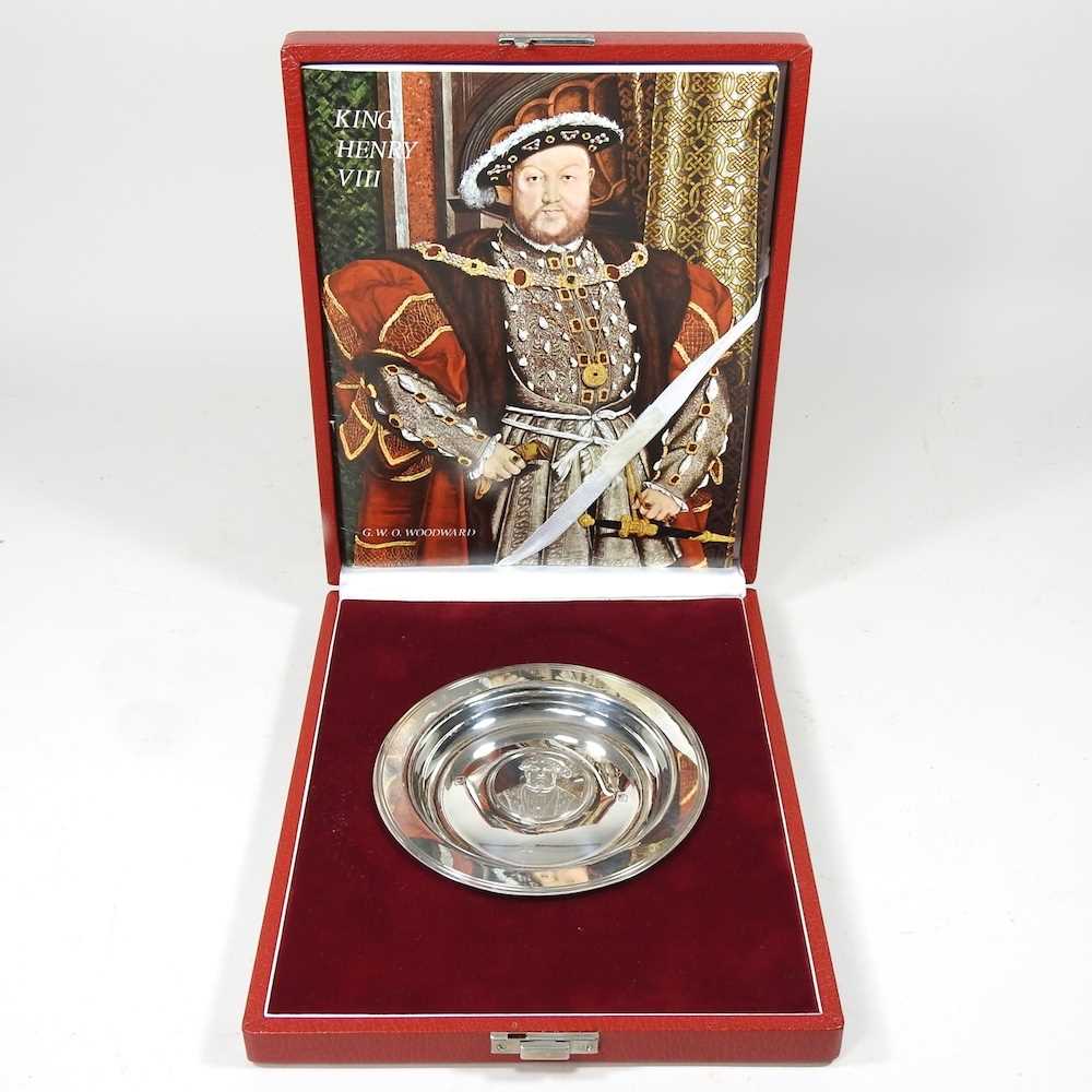 A modern limited edition silver King Henry VIII Royal Lineage dish, no.343, 13cm diameter, in a