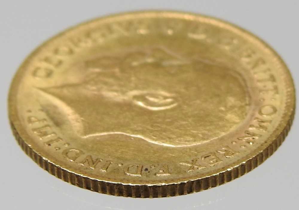 A George V half sovereign coin, dated 1912 - Image 2 of 4