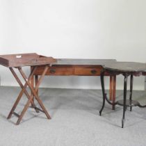 An Edwardian occasional table, together with a folding butler's tray on stand and a side table,