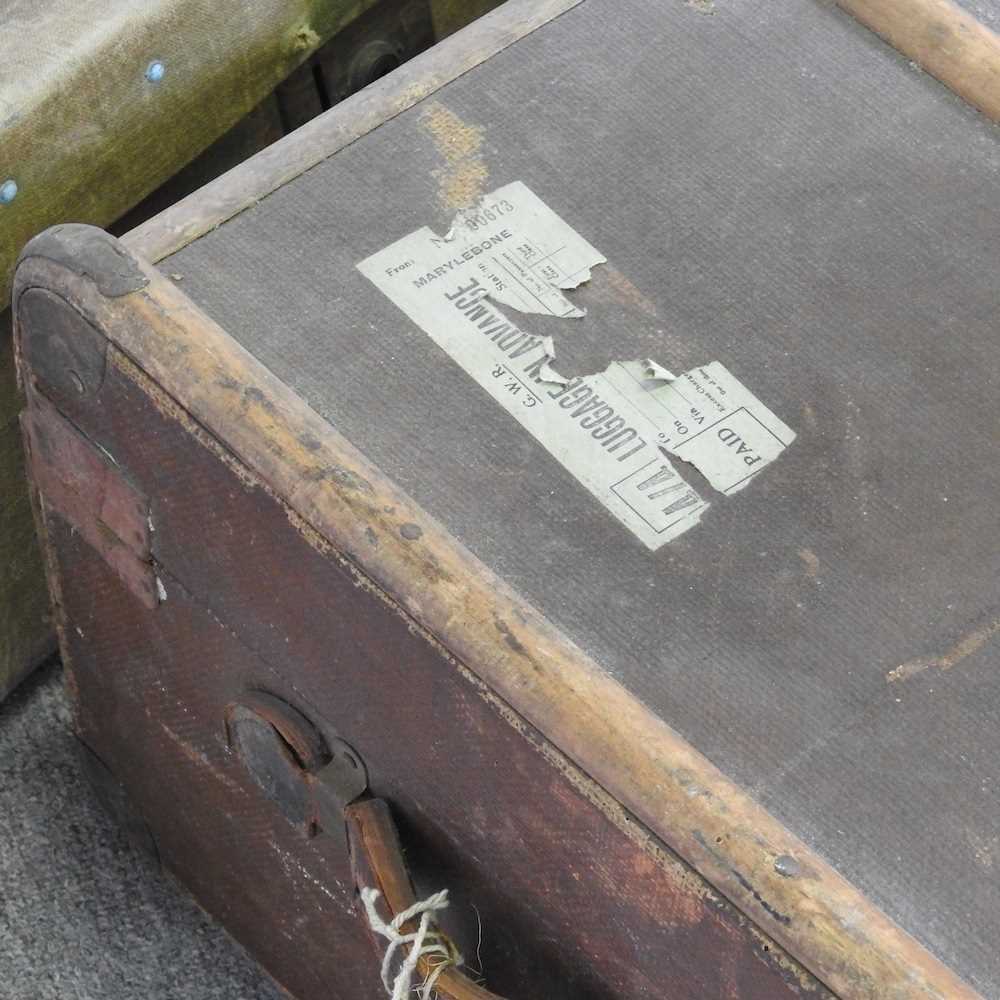 A tin trunk and three others (4) - Image 7 of 7