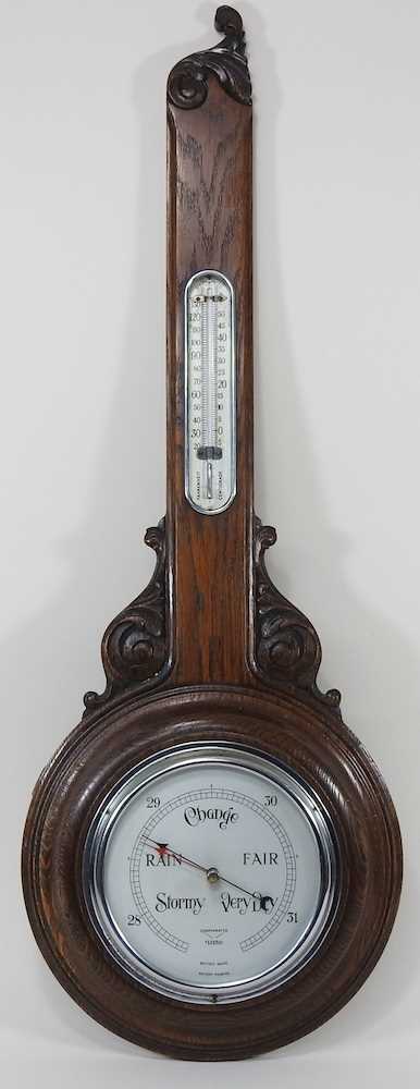 An early 20th century oak cased aneroid barometer, 89cm high - Bild 3 aus 5