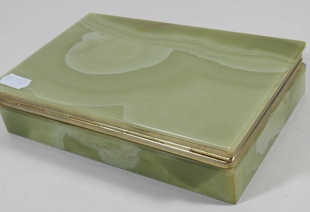 A green onyx cigar box, 18cm wide, containing cigars, a cigar cutter and a Dupont gold plated - Image 2 of 3