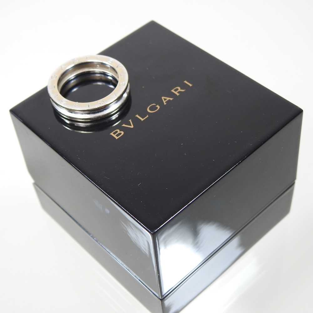 A Bulgari 18 carat white gold ring, of plain ribbed design, inscribed to one side, 5.8g, size P, - Image 2 of 5