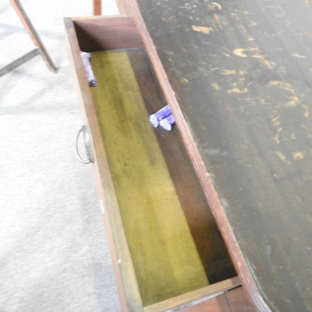 An Edwardian occasional table, together with a folding butler's tray on stand and a side table, - Image 5 of 8