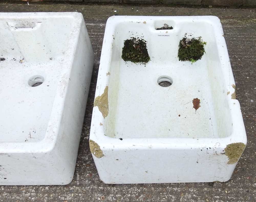 A butler's sink, together with two others (3) 62w x 46d x 32h cm - Image 4 of 7