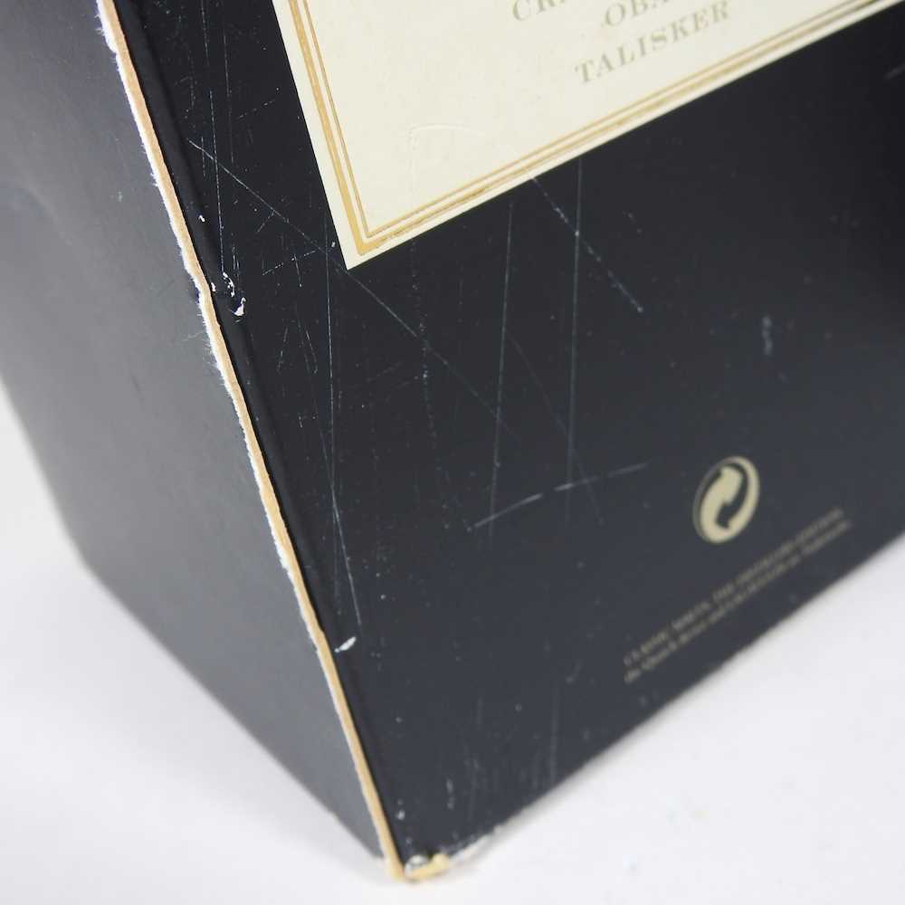 Lagavulin single Islay malt whisky, Distiller's Edition 1980, double matured special release, - Image 7 of 8