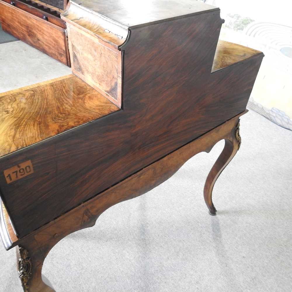 A George III mahogany tilt-top occasional table, 63cm diameter - Image 5 of 7