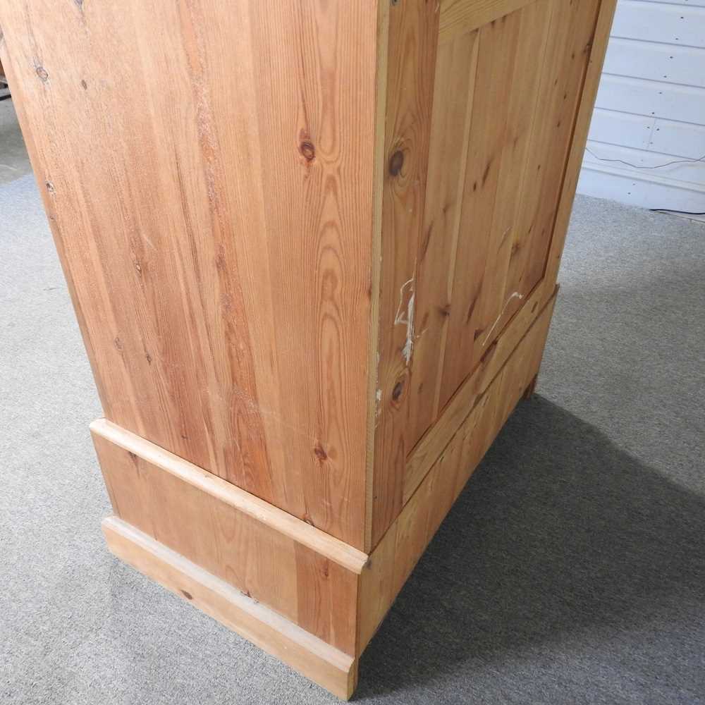 A modern pine double wardrobe, with a drawer below 103w x 61d x 200h cm - Image 2 of 6