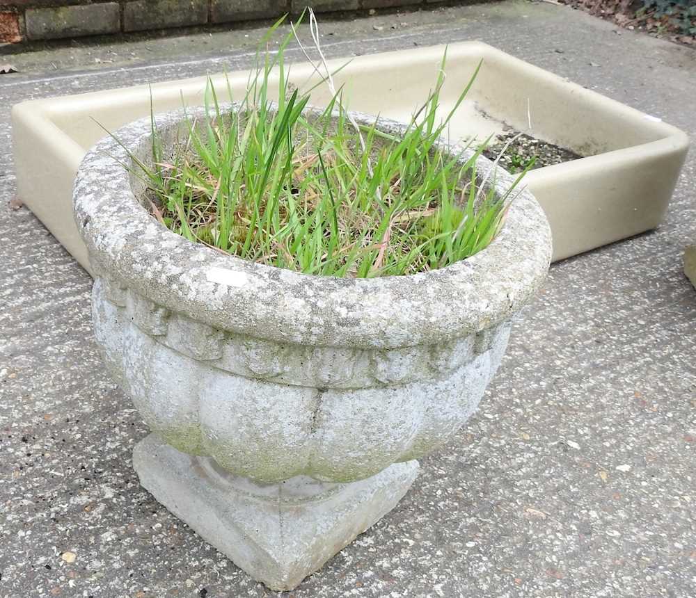 A Royal Doulton stoneware sink, 91cm wide, together with a pair of cast stone garden planters (3) - Image 4 of 4