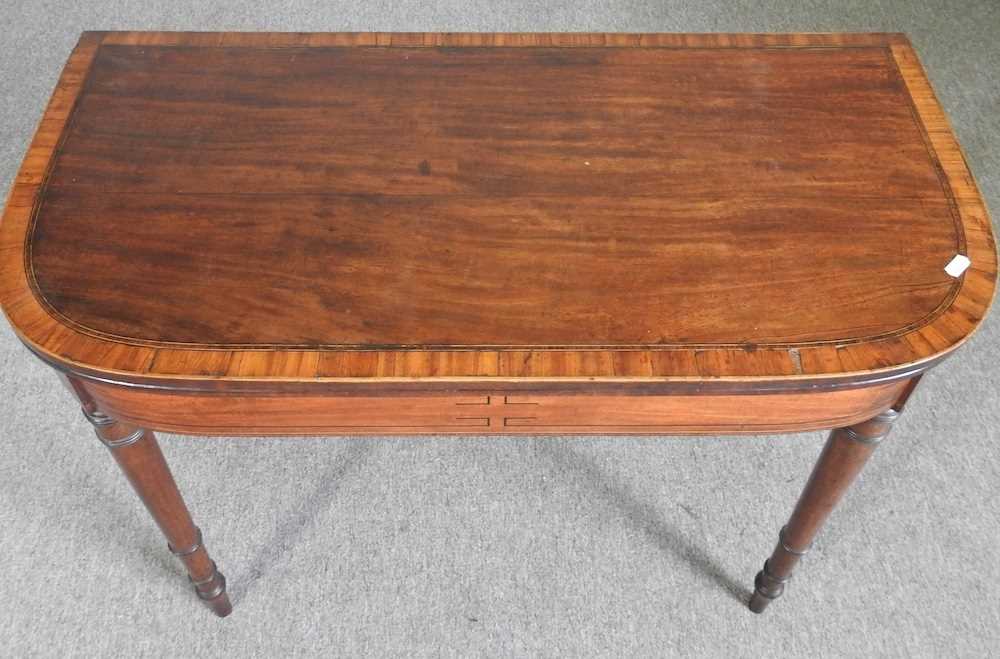 A Regency mahogany and crossbanded folding card table 91w x 45d x 75h cm - Image 2 of 5