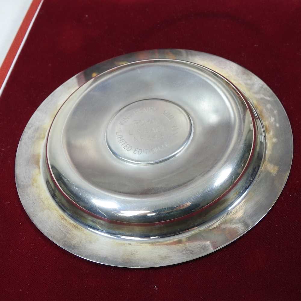 A modern limited edition silver King Henry VIII Royal Lineage dish, no.343, 13cm diameter, in a - Image 7 of 7