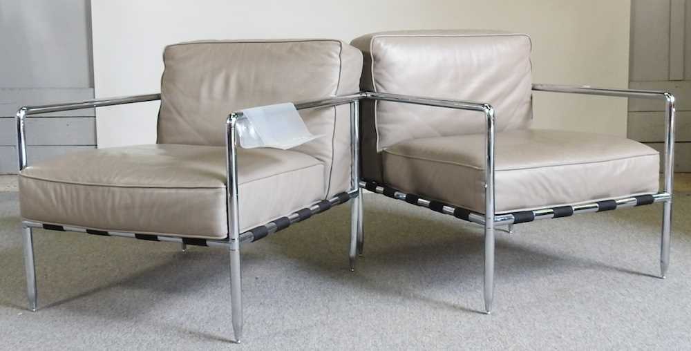 A pair of contemporary B & B Italia chrome and leather upholstered open armchairs (2) Overall - Bild 3 aus 6