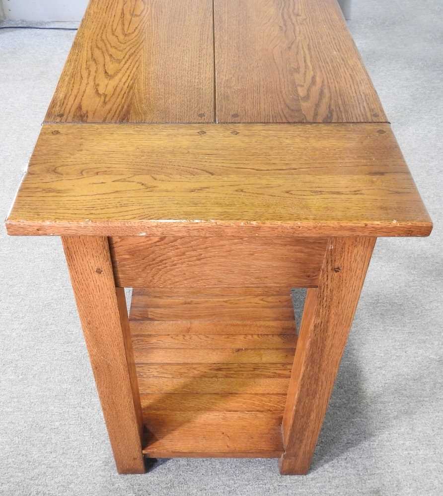 A modern oak side table, with an undertier 108w x 45d x 75h cm - Image 4 of 4