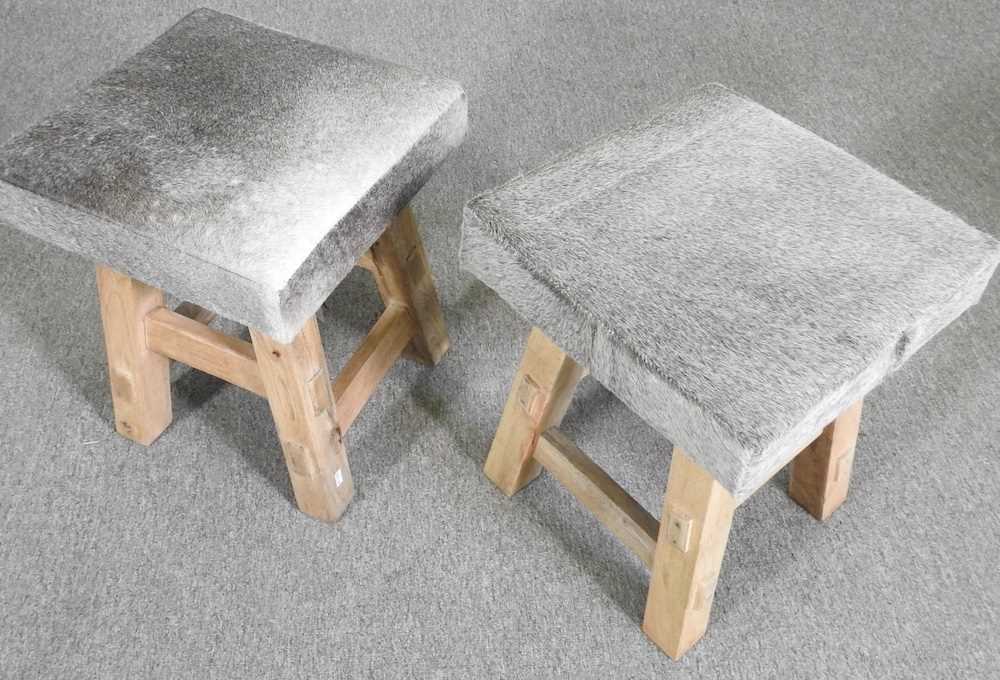 A pair of cowhide upholstered footstools (2) - Image 3 of 3