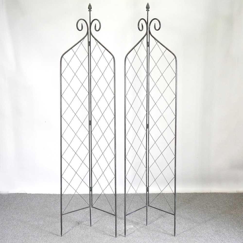 A pair of folding garden trellis, 210cm high (2)