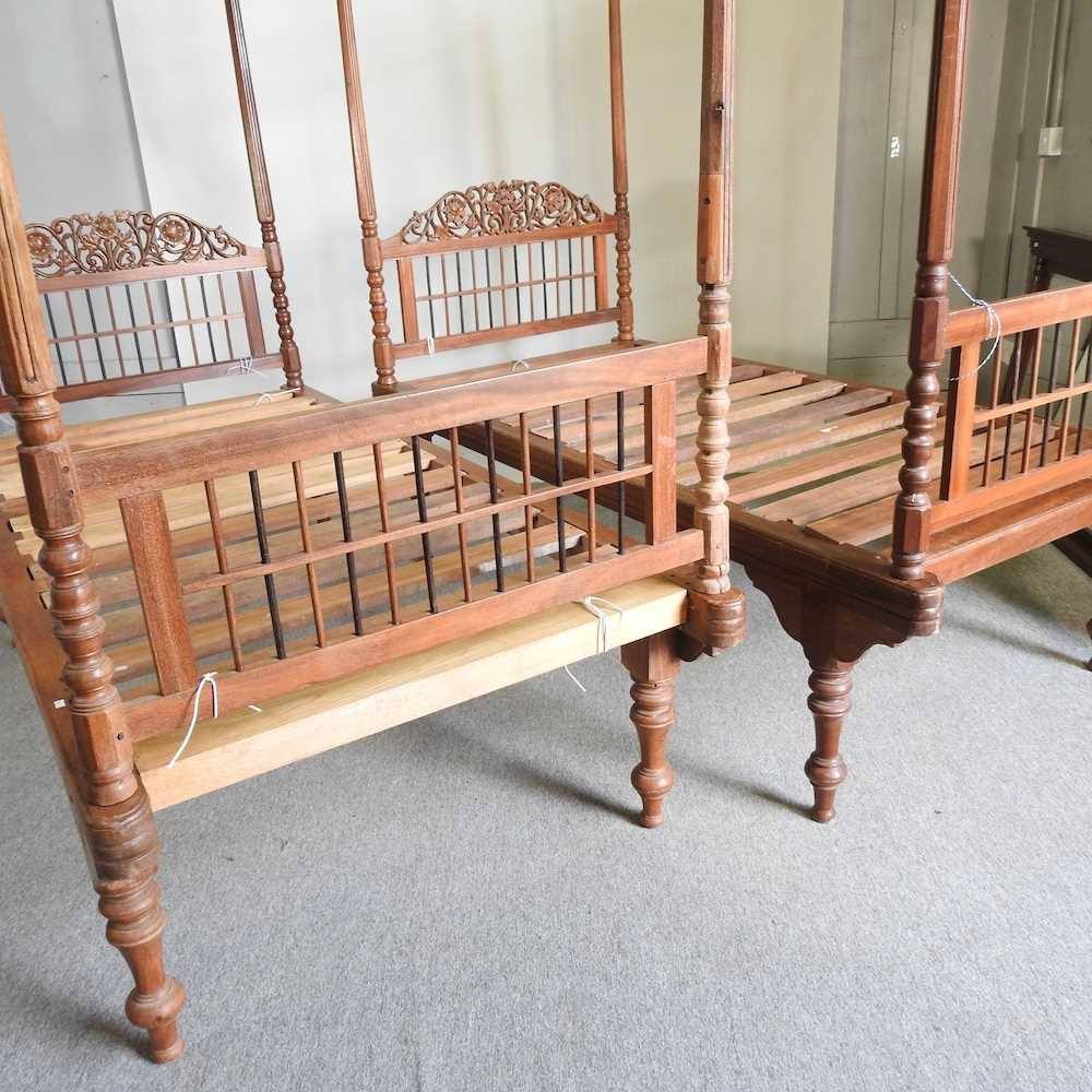 A near pair of Indonesian teak four poster canopy beds, on turned legs (2) 203w x 100d x 188h cm - Image 4 of 7