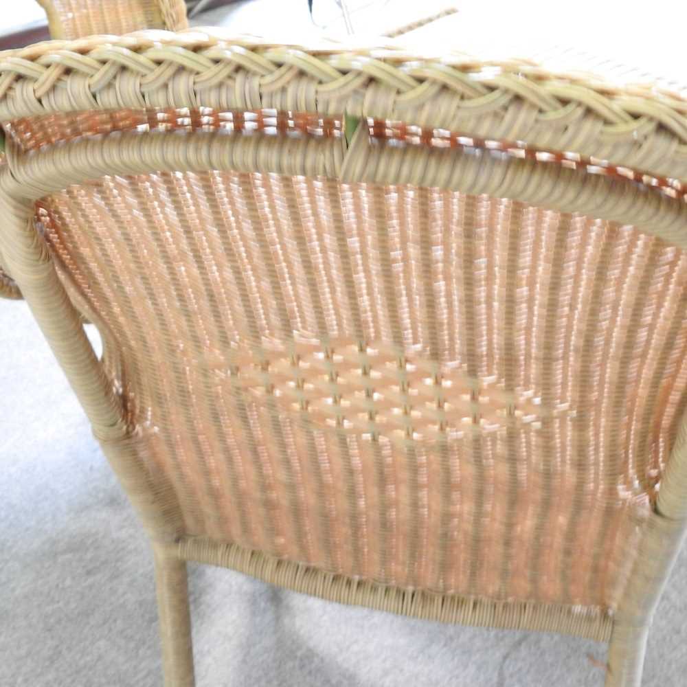 A pair of wicker armchairs, together with a matching coffee table (3) - Image 6 of 6