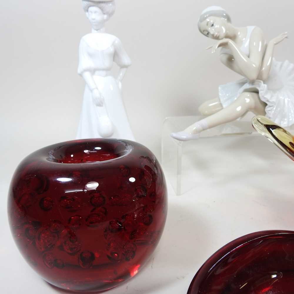 A Lladro figure of a dancer, together with a collection of Royal Doulton, other figures and Murano - Image 4 of 9