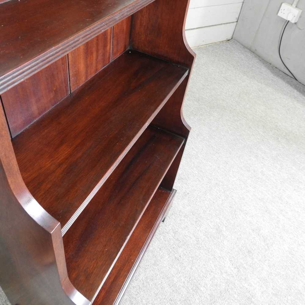 A mahogany and inlaid waterfall bookcase, on bracket feet 64w x 27d x 104h cm - Image 2 of 7