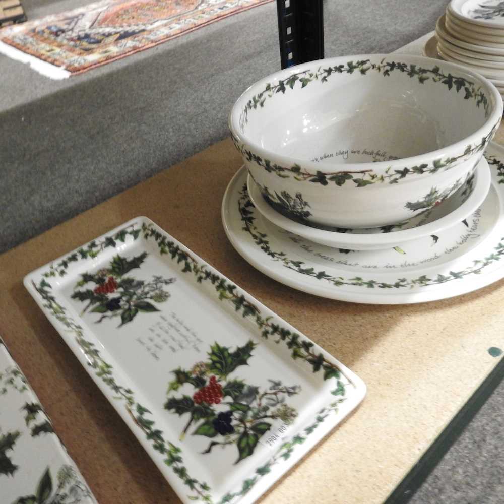 A collection of Portmeirion Christmas pattern table wares, to include serving platters, bowls and - Image 10 of 10