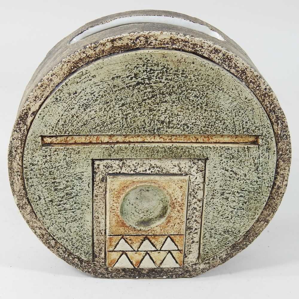 A Troika wheel vase, circa 1976, decorated with relief geometric designs, by Anne Jones, painted - Image 3 of 4