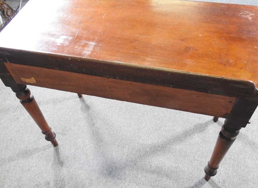 A Victorian mahogany side table, with a gallery back, on a turned legs 106w x 75h x 52d cm - Image 2 of 4