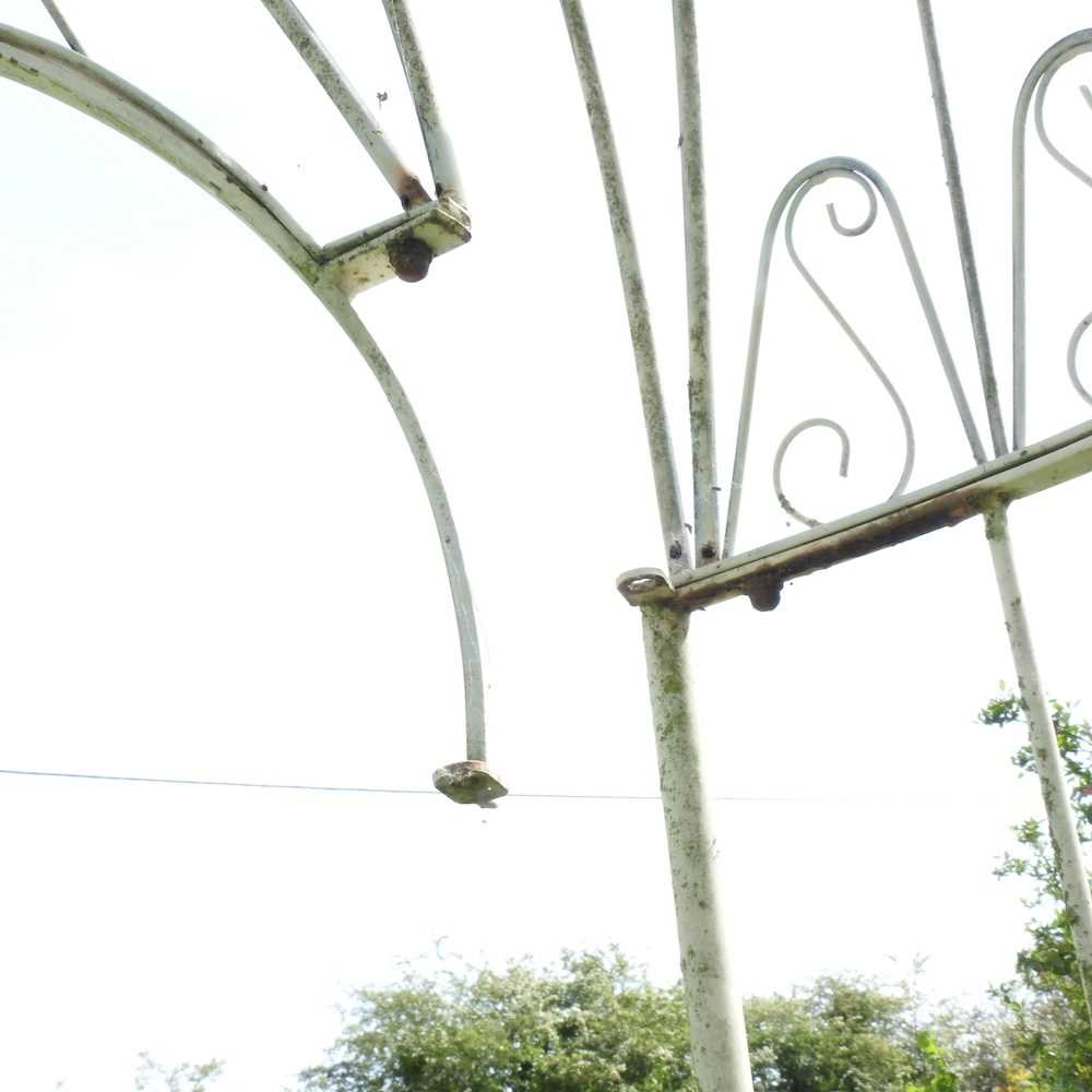 A large white painted wirework garden pergola, of circular shape, with a domed top 200w x 310h cm - Image 2 of 6