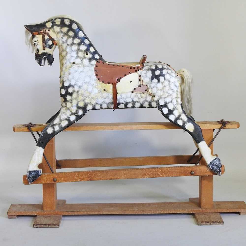 An early to mid 20th century painted wooden dappled grey rocking horse, on a wooden trestle base - Bild 7 aus 7