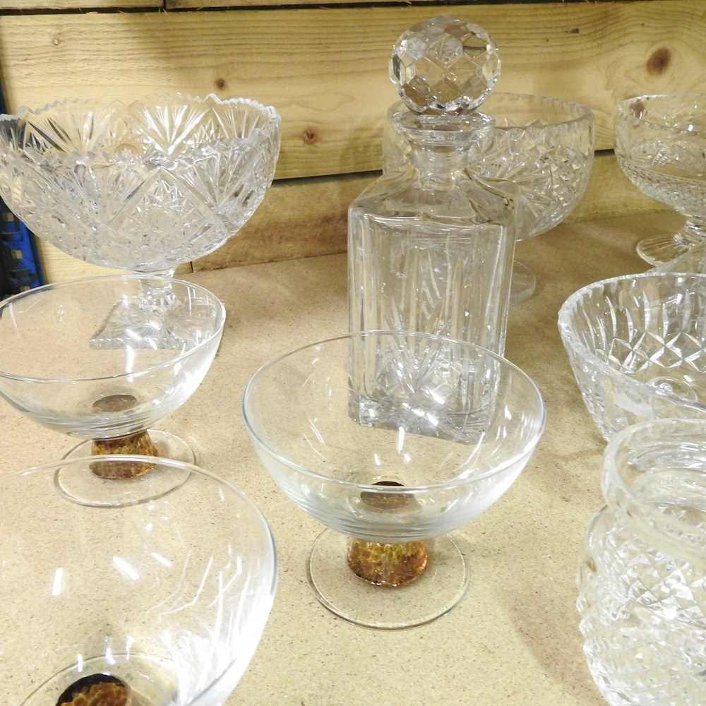 A cut glass ship's decanter, together with various glassware, to include bowls - Bild 2 aus 5