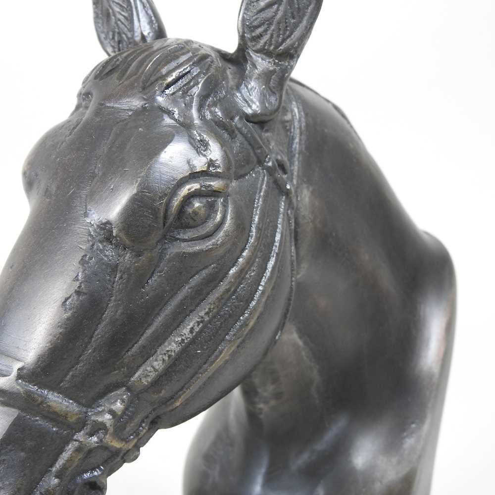 A bronze coloured model of a horse head, 29cm high, together with a bronze retriever (2) - Image 3 of 3